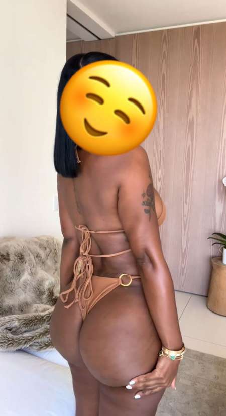 femme negress gros fessier saint François