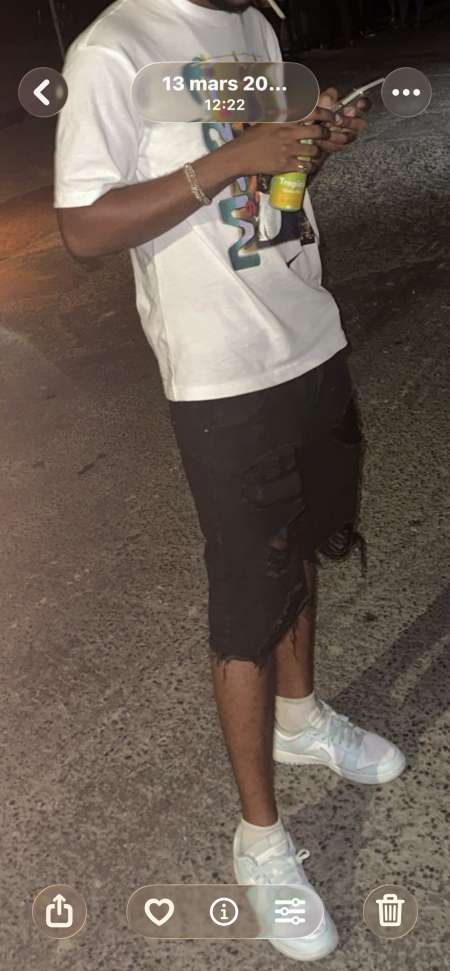 Jeune homme propose du sex pour femme