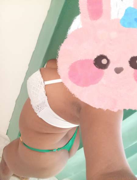  Nouvelle fille latina Massage detente